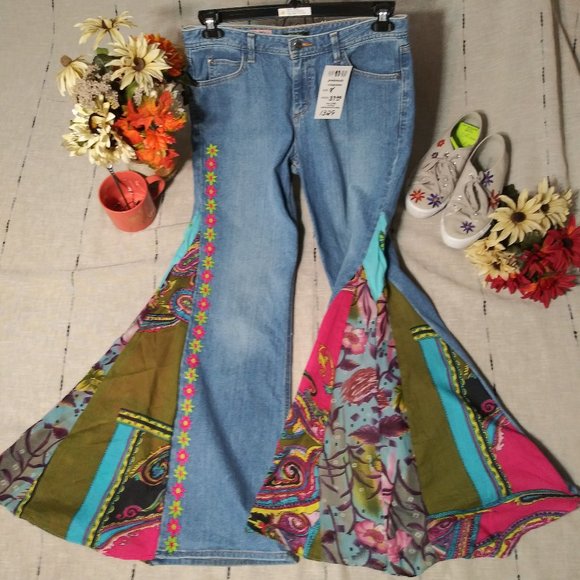 Eddie Bauer Denim - 1329 Jeaniemade Size 8 Eddie Bouer Bell-bottoms